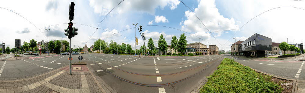 Mlheim an der Ruhr, Kreuzung Stadthalle